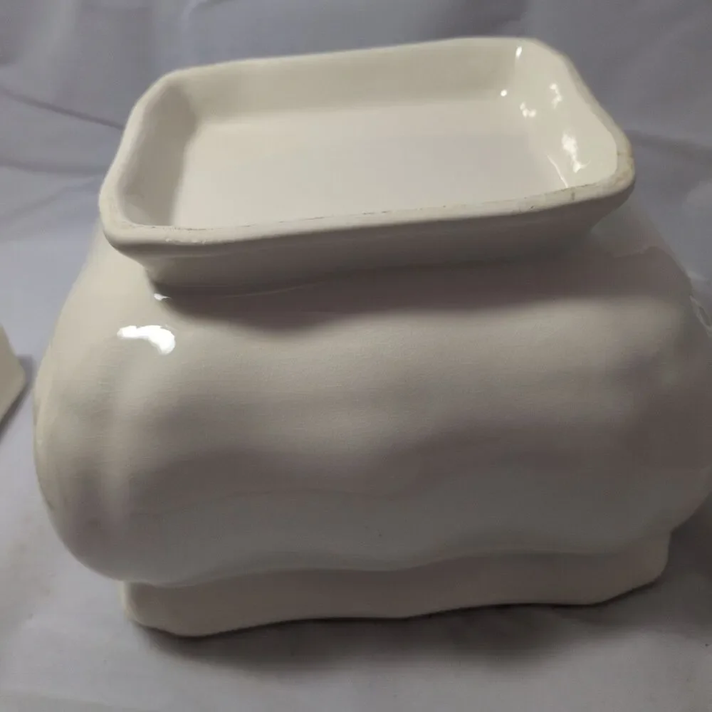 Vintage White Ceramic Soup Tureen with Lid and Ladle Scalloped Cream Shabby Chic